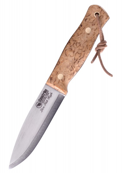 Das feststehende Messer Lars Fält Knife von Casström zeigt eine robuste Klinge mit einem Griff aus gemasertem Holz. Das Messer besitzt eine Öse mit Lederband und ist ideal für Outdoor-Aktivitäten. Die hochwertige Verarbeitung ist deutlich erkennbar.