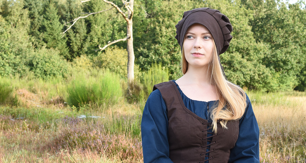 Kopfbedeckungen für Damen im Mittelalter: Vielfalt und Bedeutung