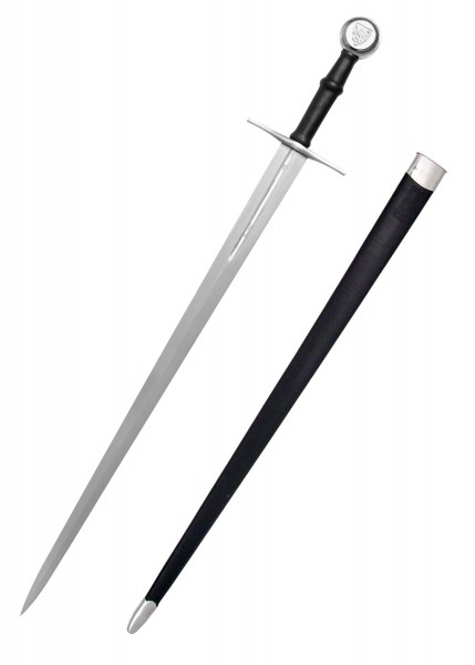 Der Anderthalbhänder von Albrecht II. ist ein elegantes Schwert mit einer langen, schmalen Klinge und einem schwarzen Griff. Das Schwert wird mit einer schlichten schwarzen Scheide geliefert, die mit silbernen Verzierungen versehen ist.