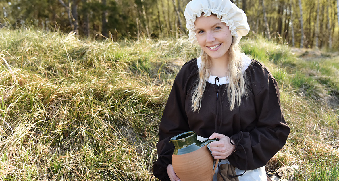 Mittelalterliche Kleidung im Alltag: Ein experimenteller Praxistest